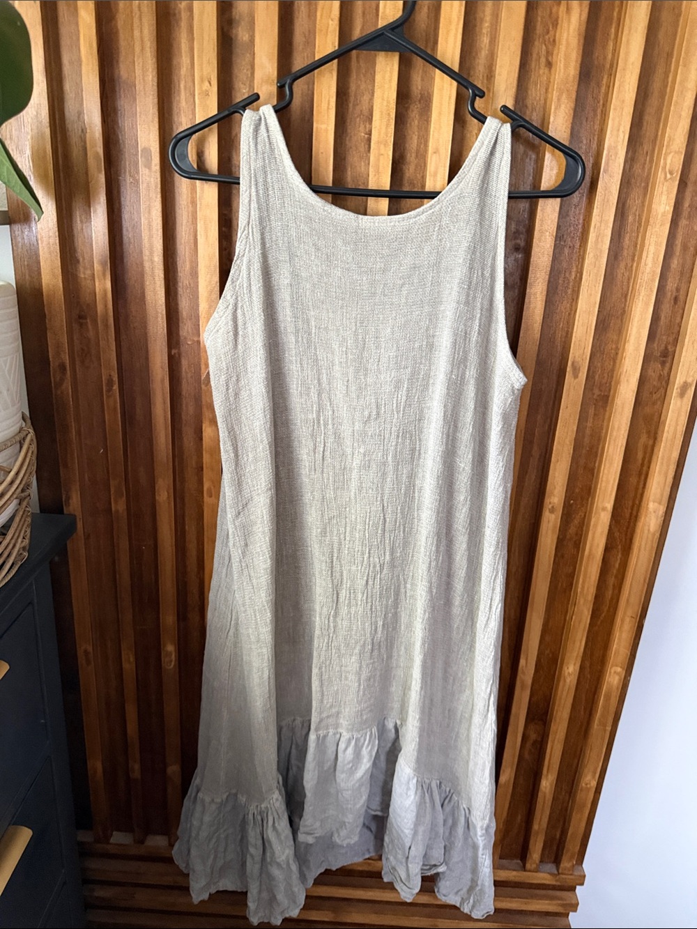 Tempo Arts Italian 100% Linen Ruffle Hem Casual Dress. M/L